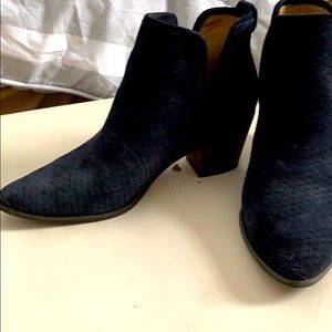 Lucky brand navy suede bootie size 8